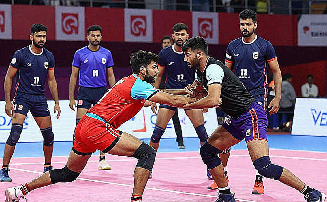 ৩১-১৭ থেকে ৪৮-২৪: বিরতির চোদ্দ পয়েন্টের ব্যবধান ভারতের আসল ছবিটা ঢেকে দেয়