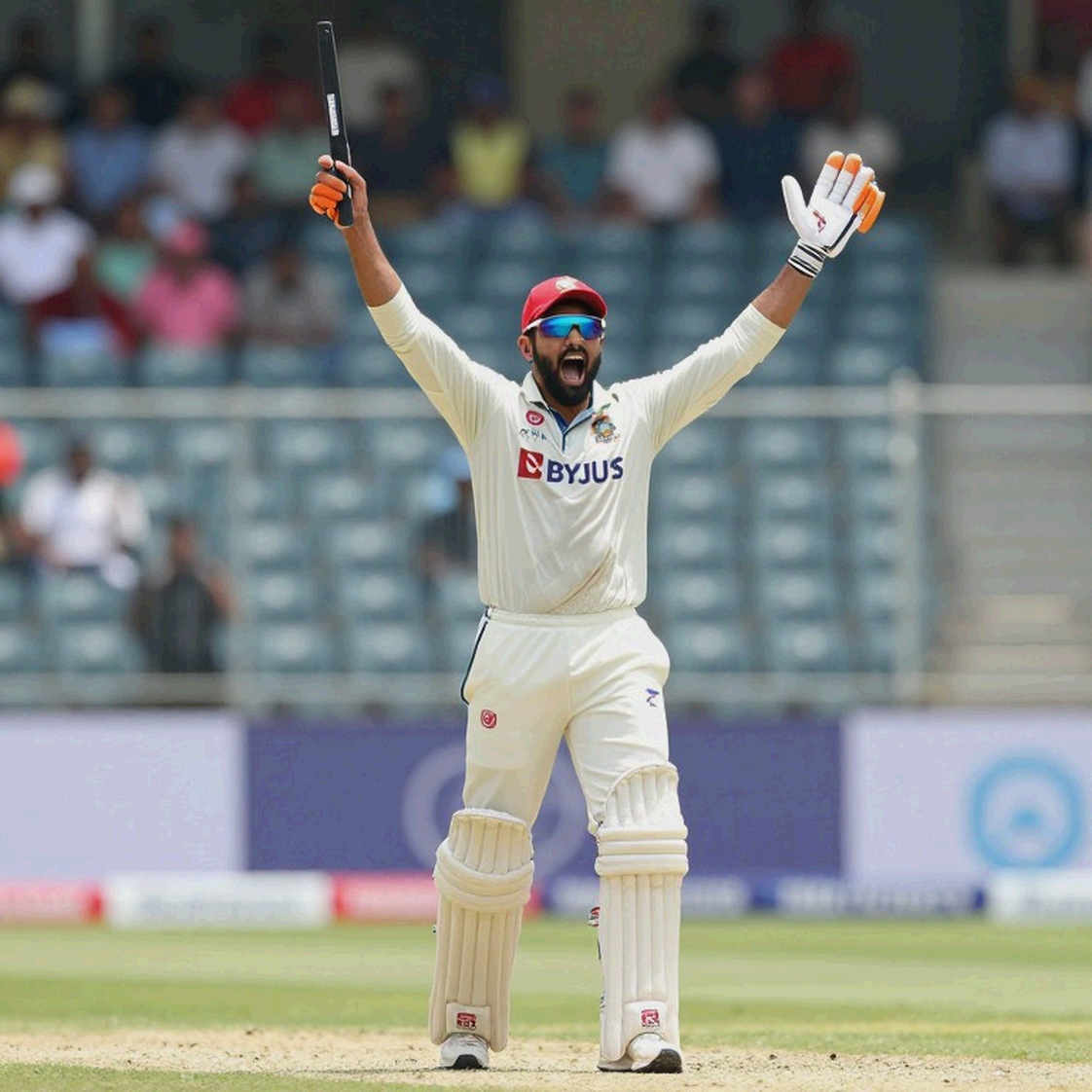 দশটি খালি ঘর: ট্রান্সফার উইন্ডোর কোলাহলে ক্রিকেটের তথ্যশৃঙ্খল কোথায় ভাঙে