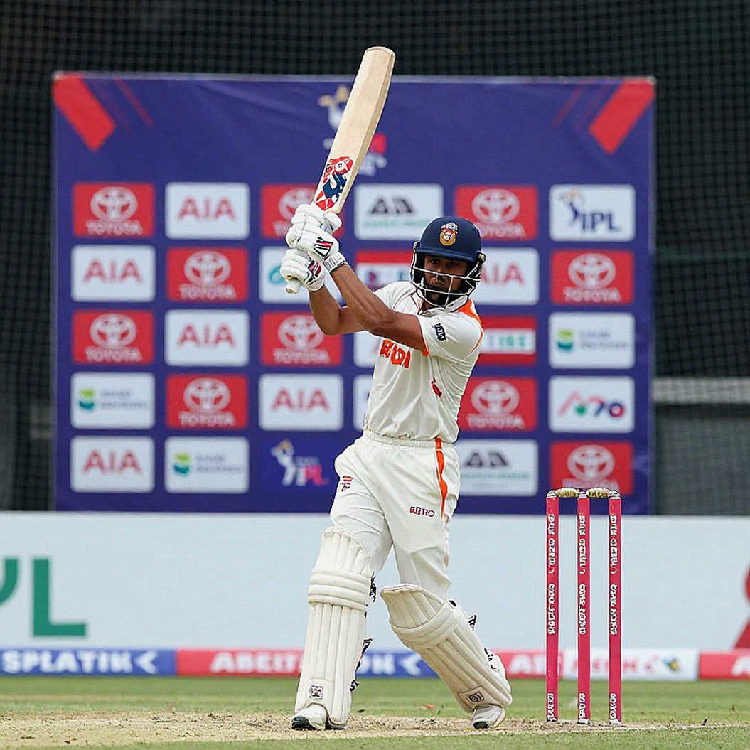 লাহোরের ফাইনাল: পাকিস্তানের বোলিং, শ্রীলঙ্কার ব্যাটিং, আর টসের অদৃশ্য হাত